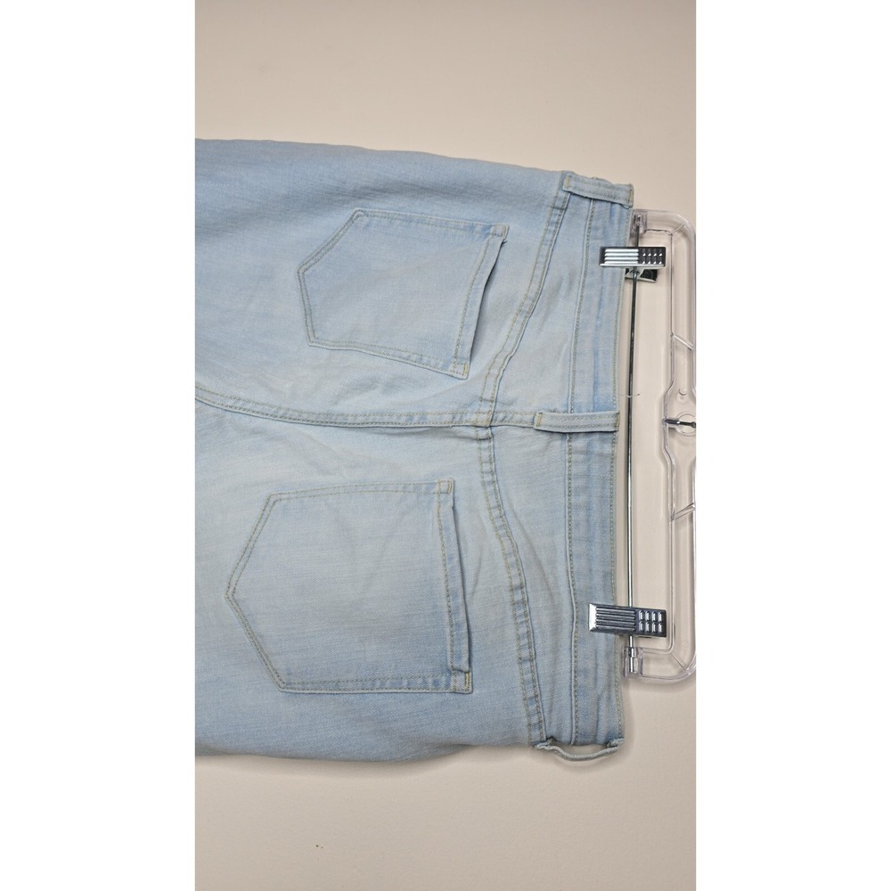 Old Navy Womens Jeans Regular Fit‎ Straight Leg Flat Front Light Washed Jeans - Picture 5 of 6
